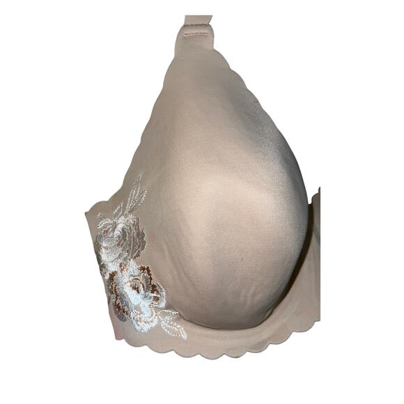 36D Victoria's Secret Bra Dream Angels Embroidered Floral Microfiber Side Smooth - Picture 1 of 7